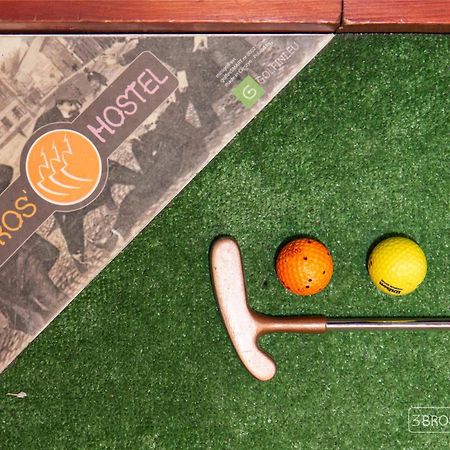 3 Bros' Hostel Cieszyn Цешин Экстерьер фото