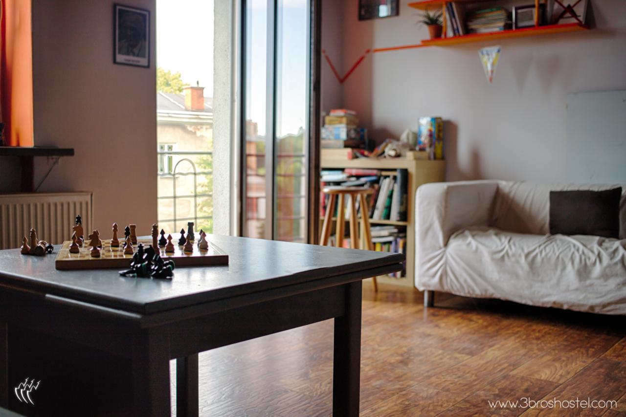 3 Bros' Hostel Cieszyn Цешин Экстерьер фото